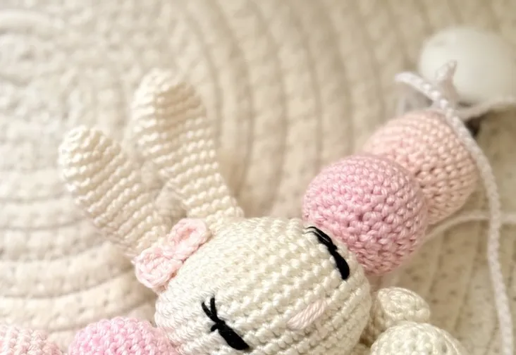 Bunny Chain No. 02 · Cream