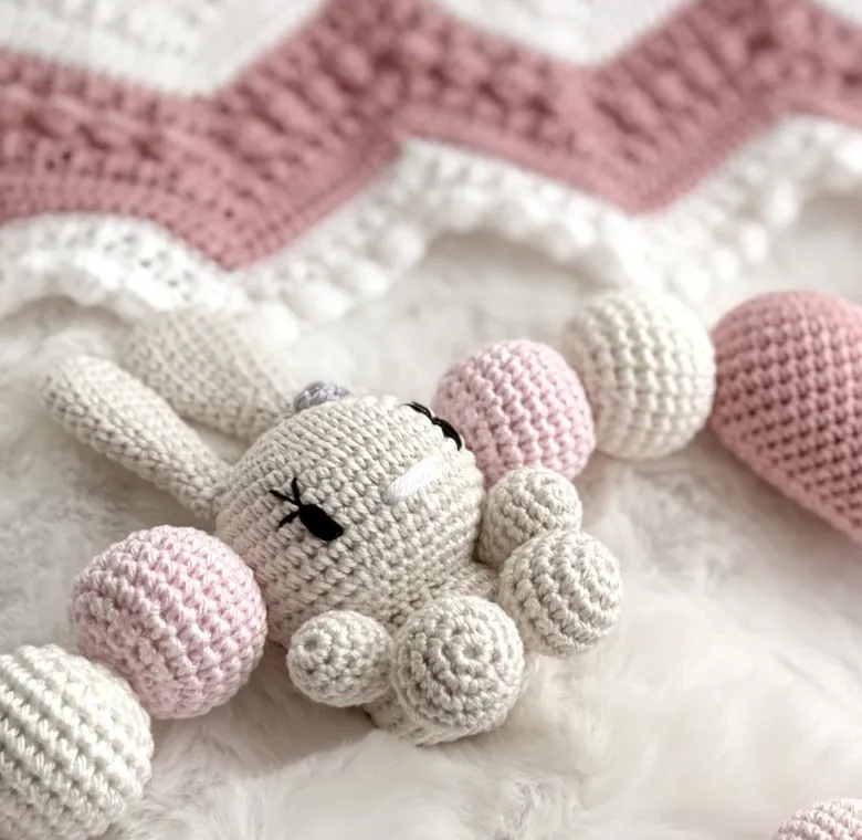 Bunny Chain No. 01 · Grey, image 1 of 4